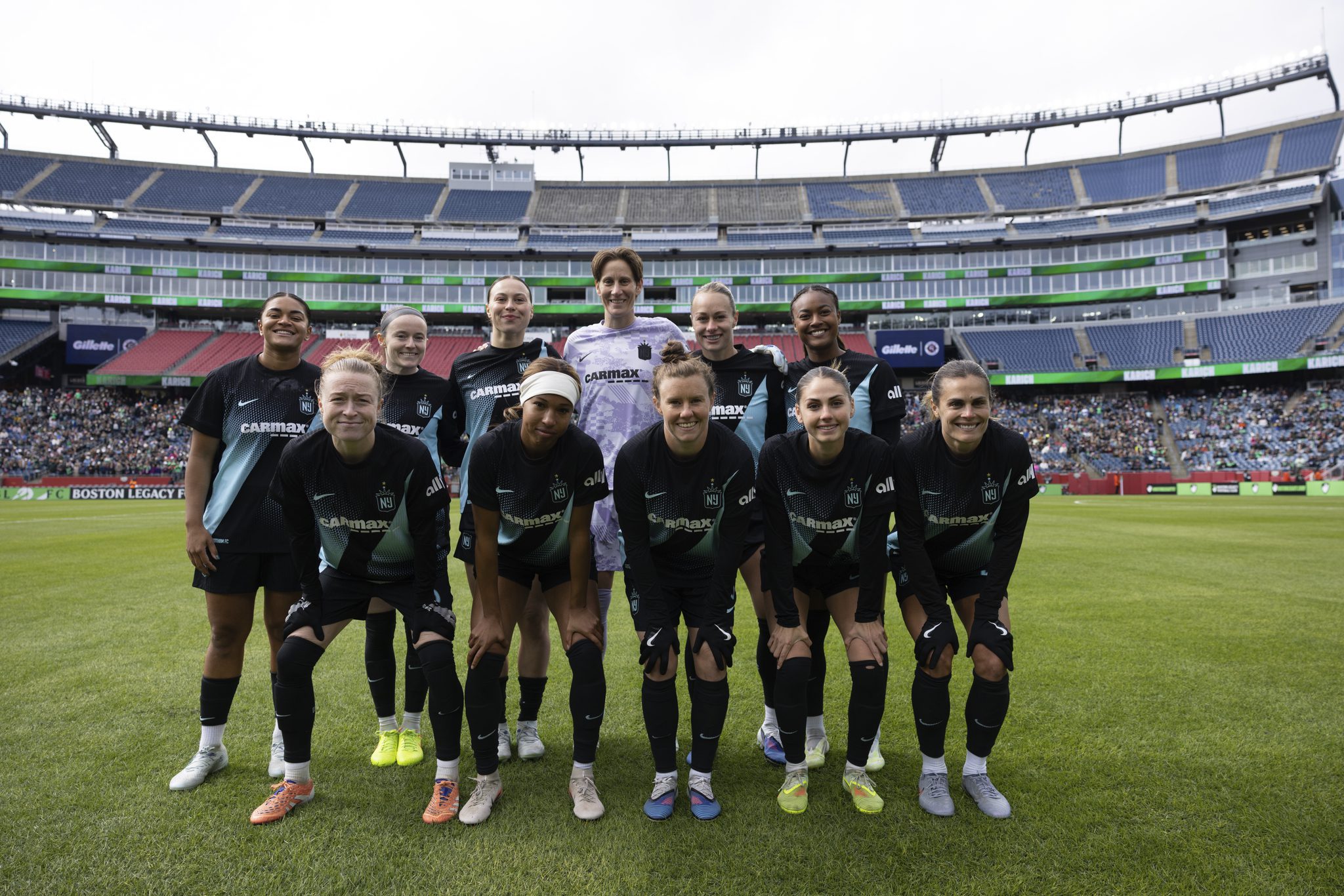 Gotham FC players before the 2026 NWSL season opener.
