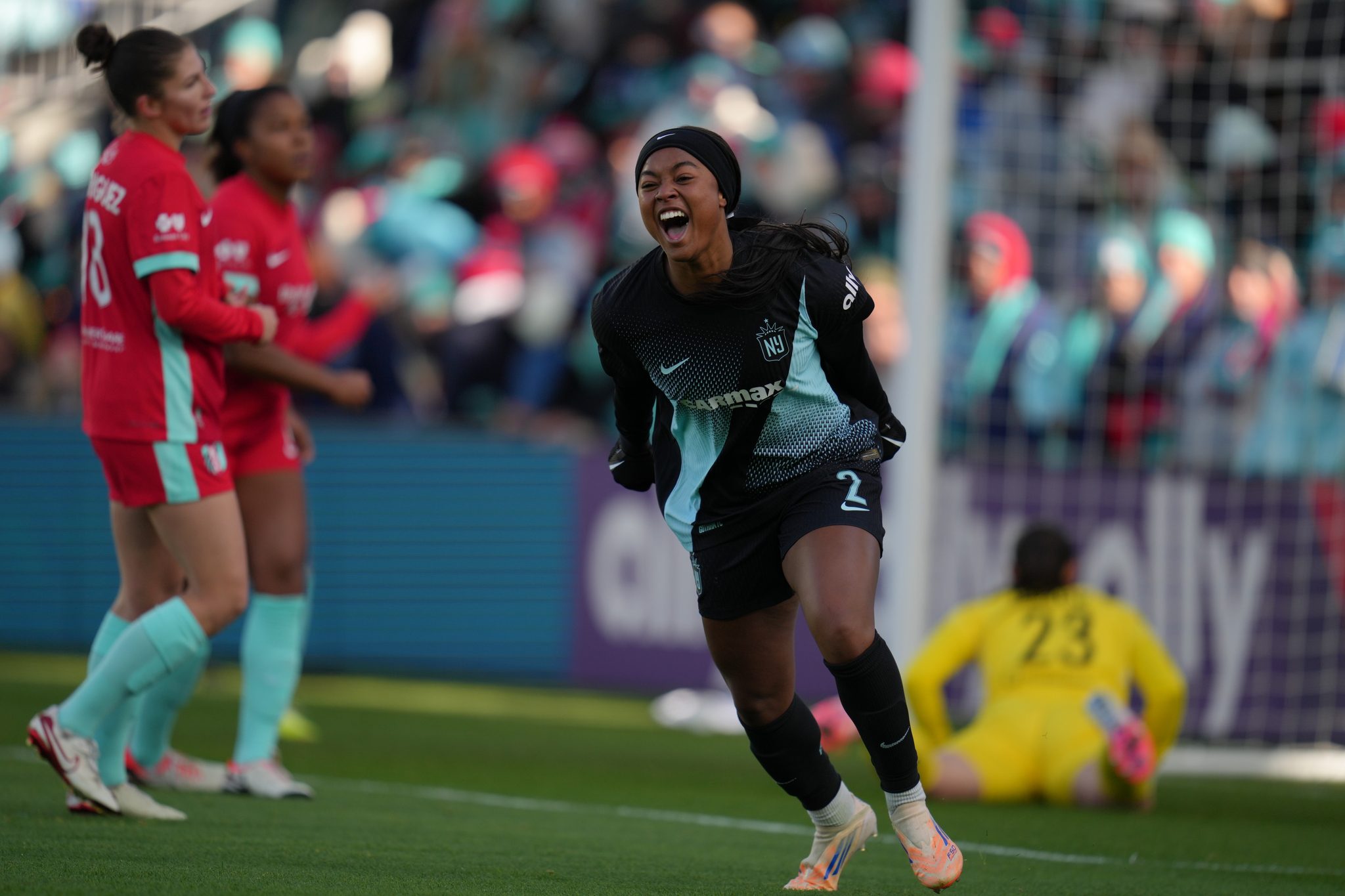 Gotham FC attacker Jaedyn Shaw celebrates a goal.