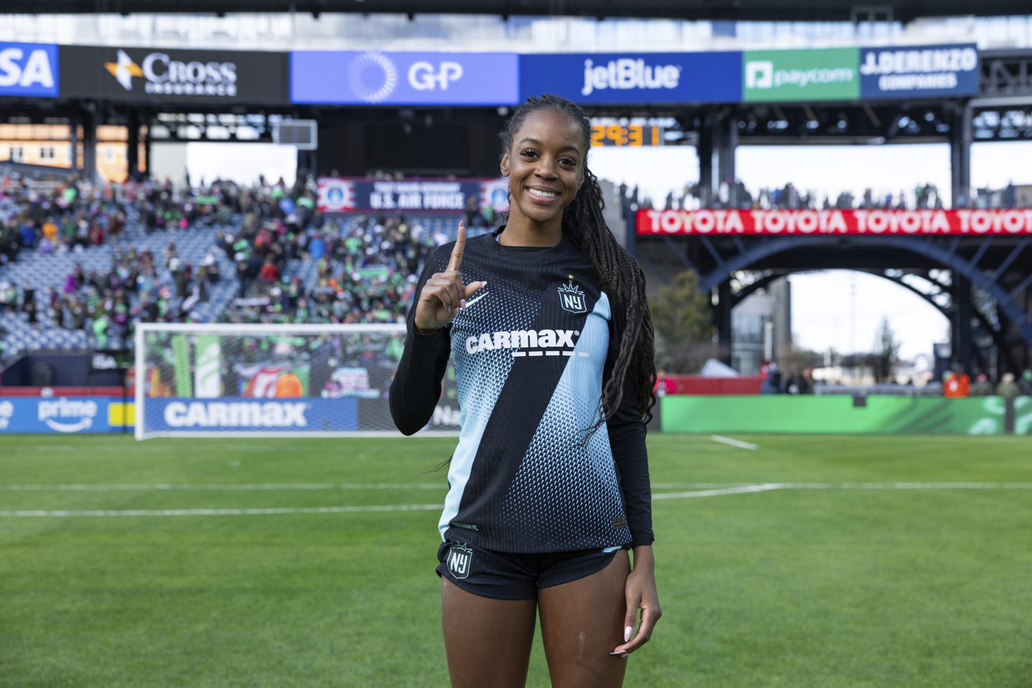 Rookie Spotlight: Amorós Praises Jordynn Dudley After First NWSL Match