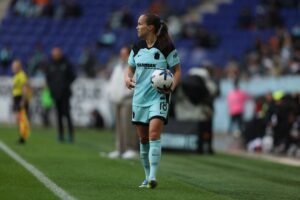 Gotham FC winger Guro Reiten takes a throw in.