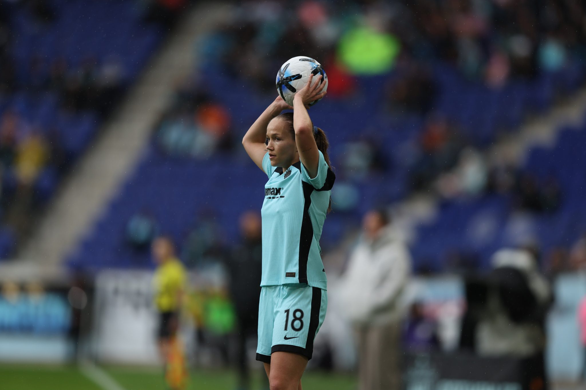 Gotham FC winger Guro Reiten takes a throw in.