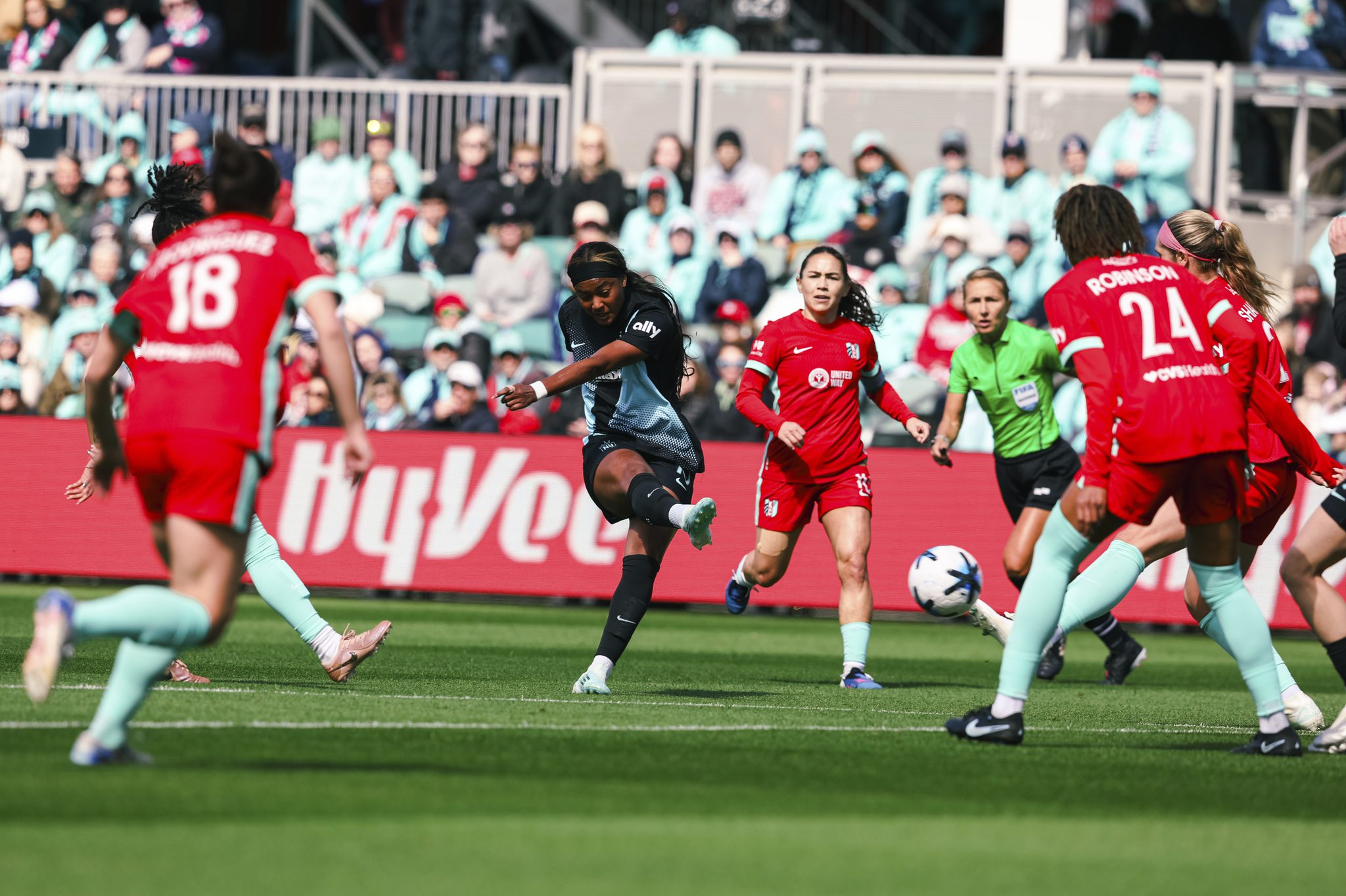 Gotham FC Falls 2-1 to Kansas City as Slow Start Continues