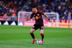 Red Bull New York winger Jorge Ruvalcaba performs a dribble.