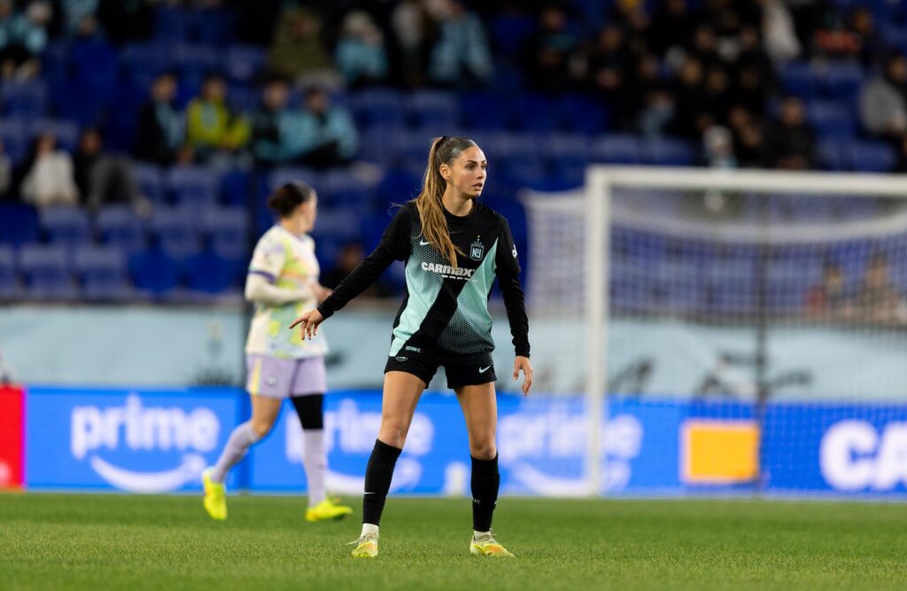 Gotham FC midfielder Sarah Schupansky in action.