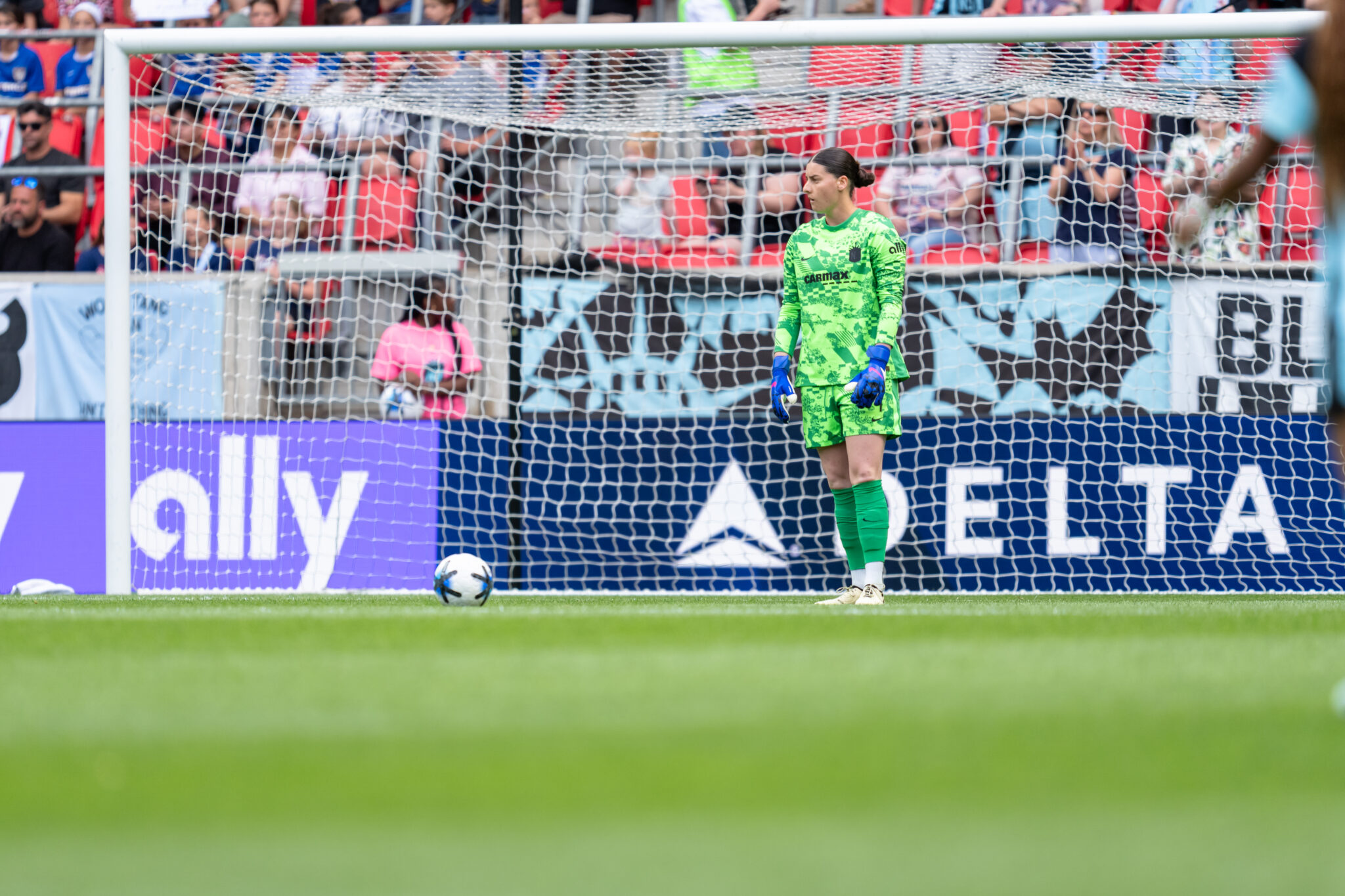 Gotham FC goalkeeper Shelby Hogan in action.