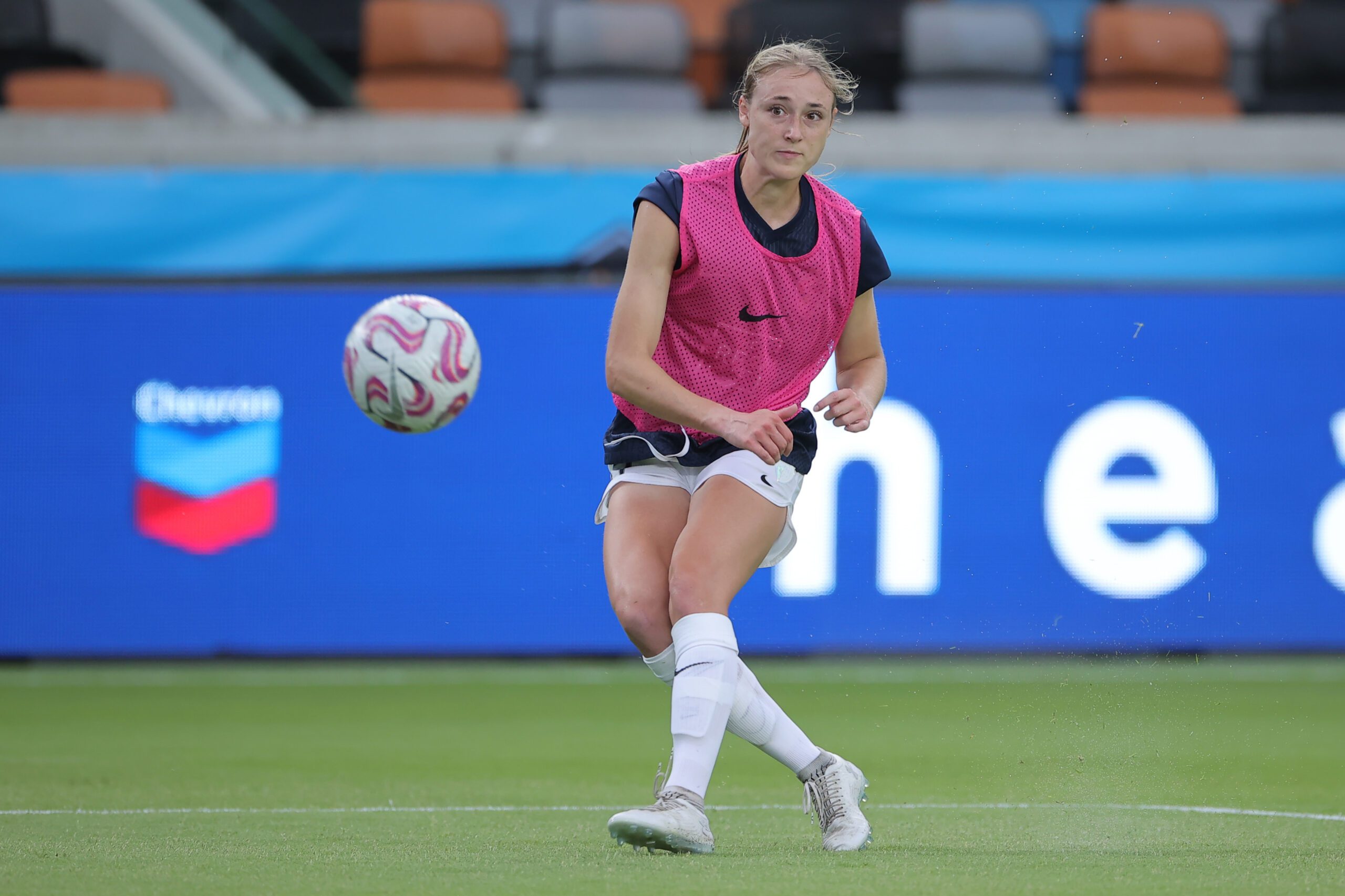 North Carolina Courage forward Olivia Wingate warms up prior to a match at Shell Energy Stadium.