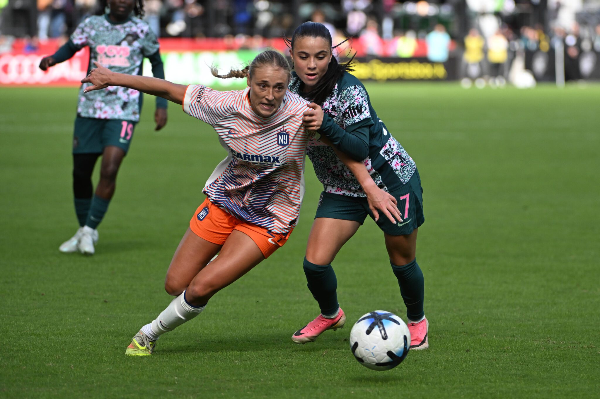 Gotham FC forward Olivia Wingate competes against the Washington Spirit at Audi Field.