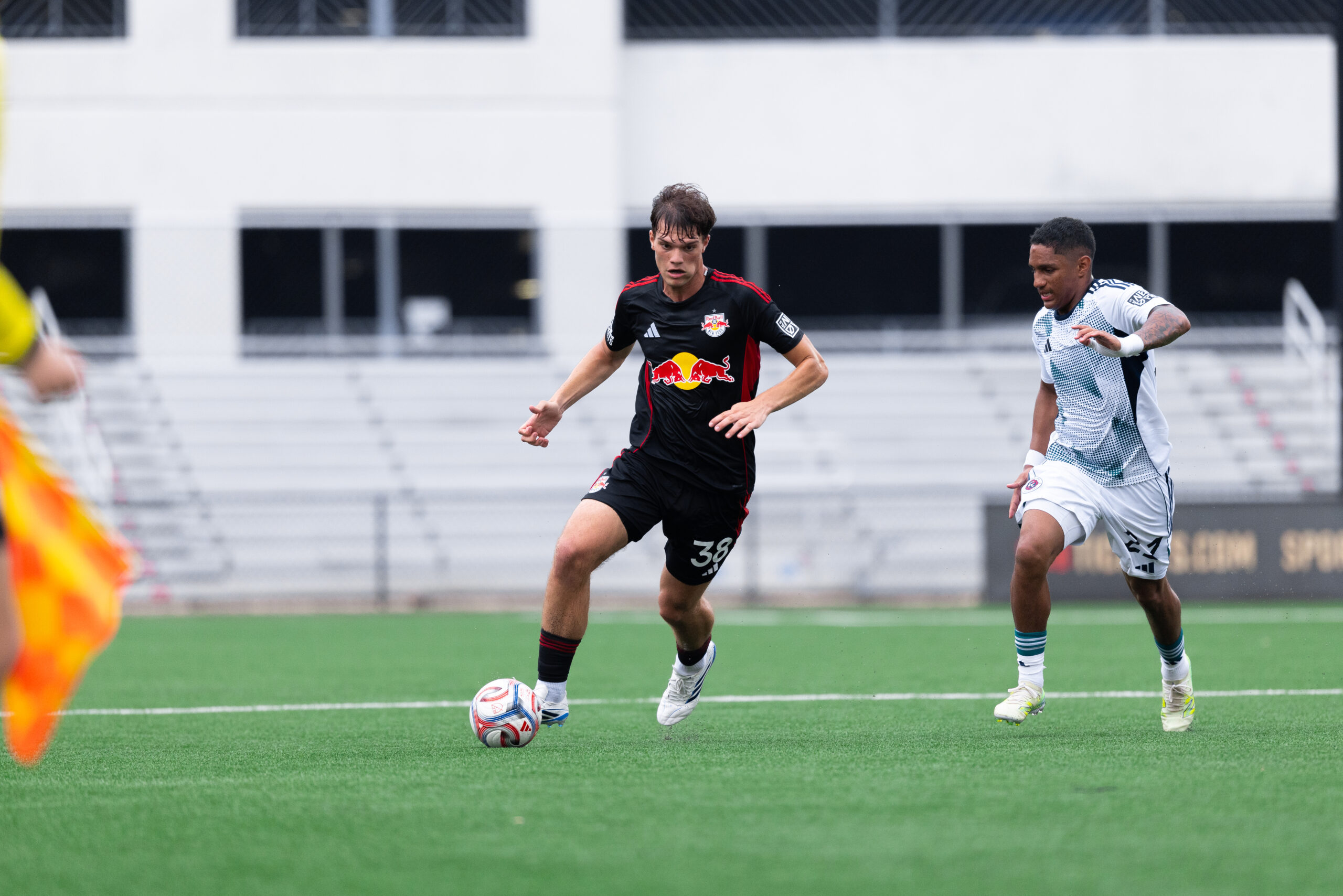Red Bull New York II defender Jason Bori advances the ball. (Photo courtesy of Red Bull New York)